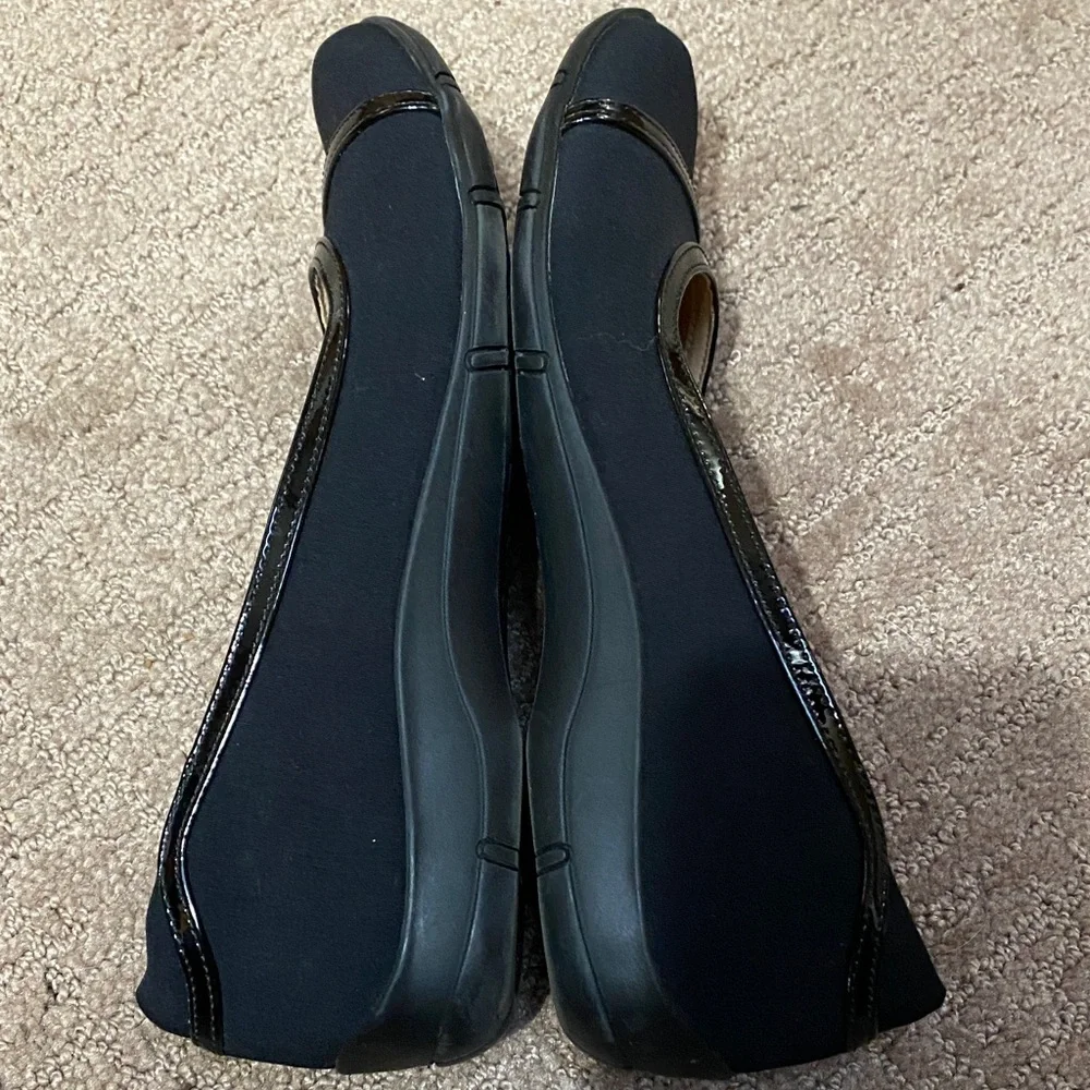 Life Stride Women's Black 8.5M Ballet Flats with Glossy Trim Wedding Guest